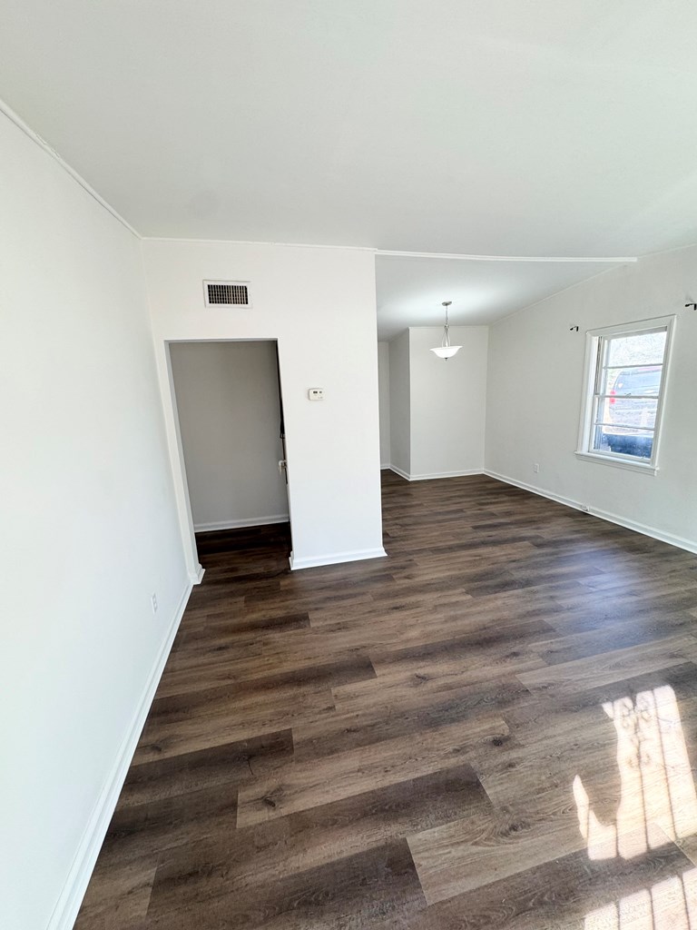 5847 Forrest Road Columbus, GA 31907 - Photo 4 of 20