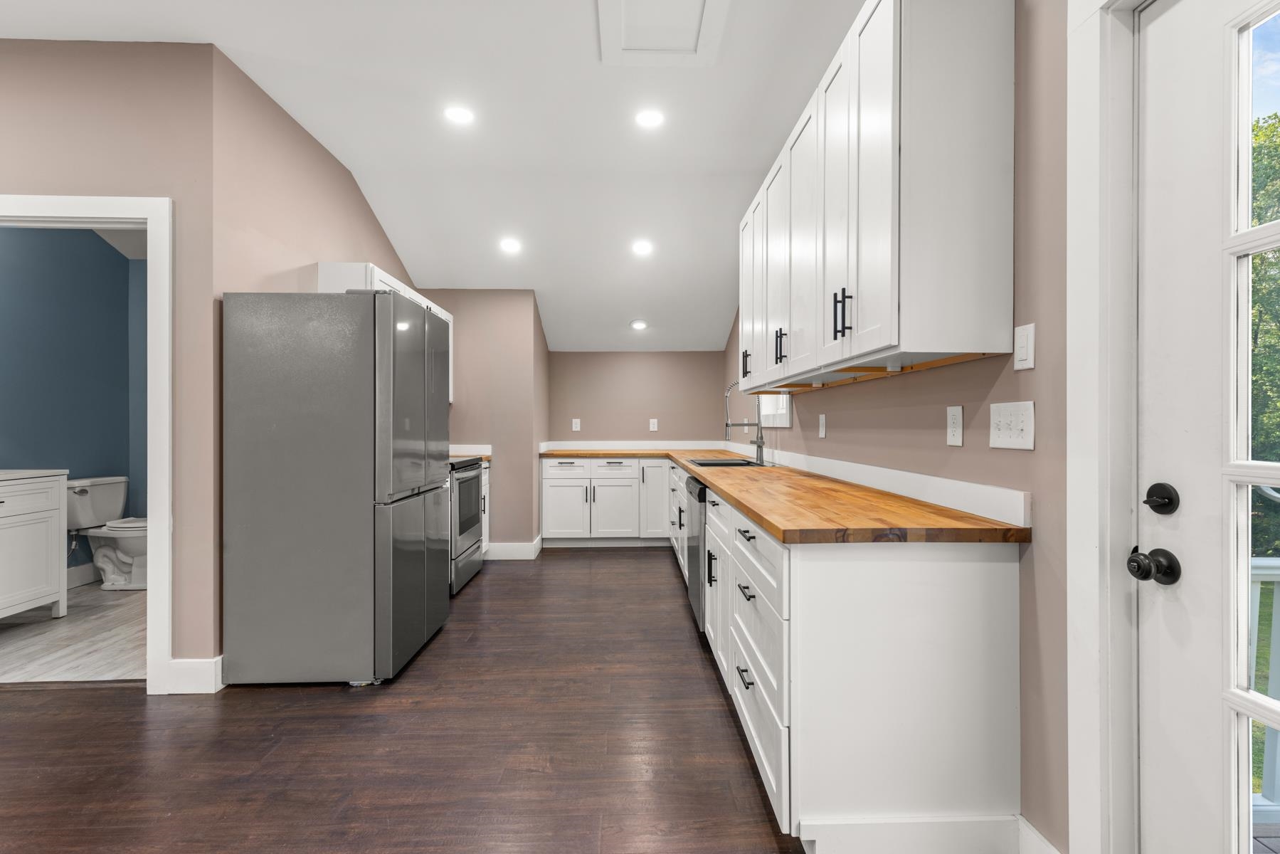 12 Jenkins Road Madbury, NH 03823 - Photo 25 of 31 Gallery Image 25