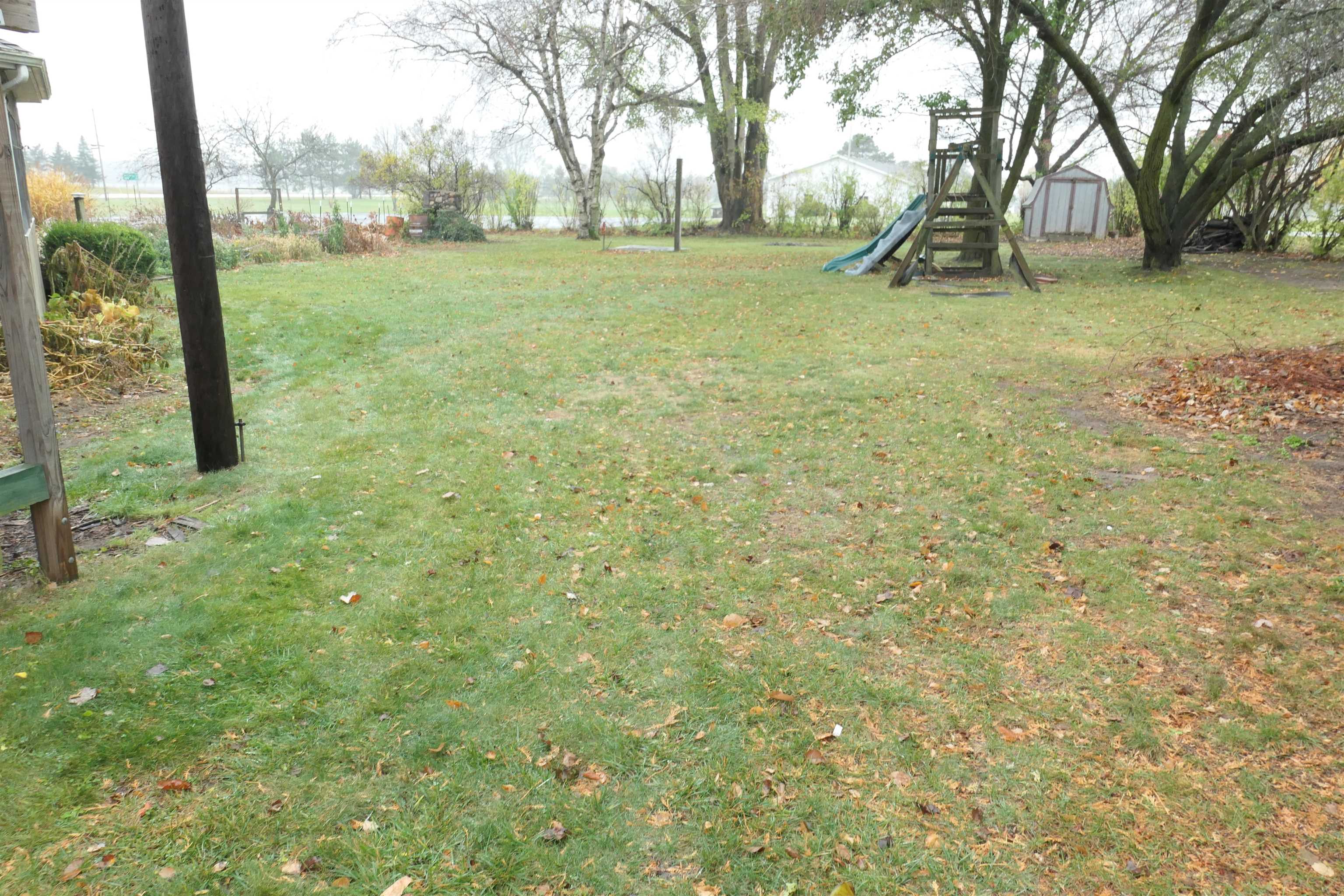 1567 Howard City-Edmore Road Edmore, MI 48829 - Photo 32 of 37