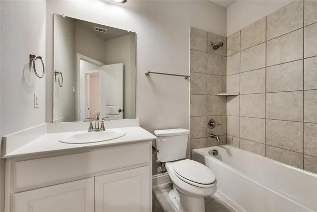 $1,600 | 1427 Warringwood Drive, Greenville, TX 75402