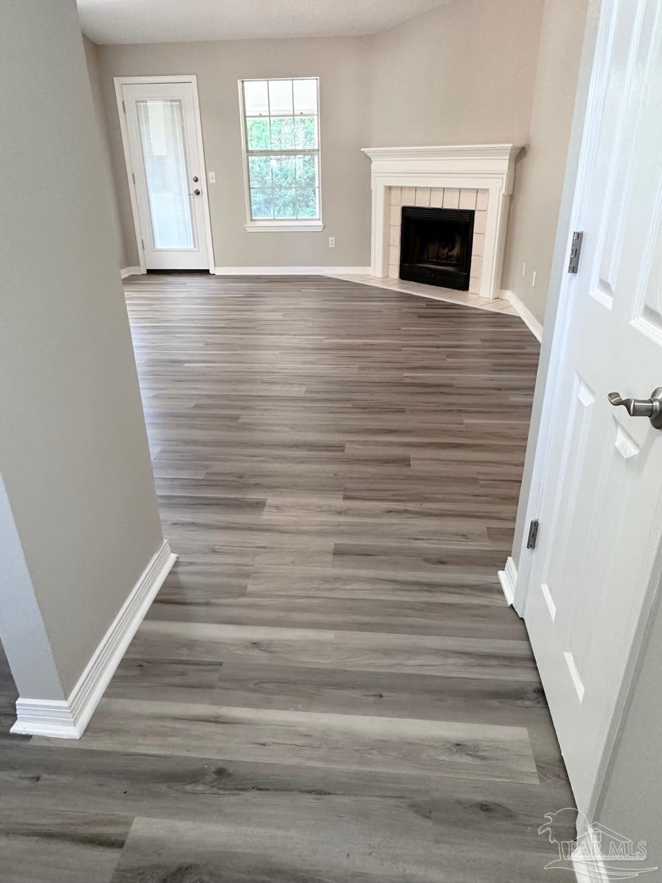 813 Merlin Terrace Pensacola, FL 32506 - Photo 5 of 22