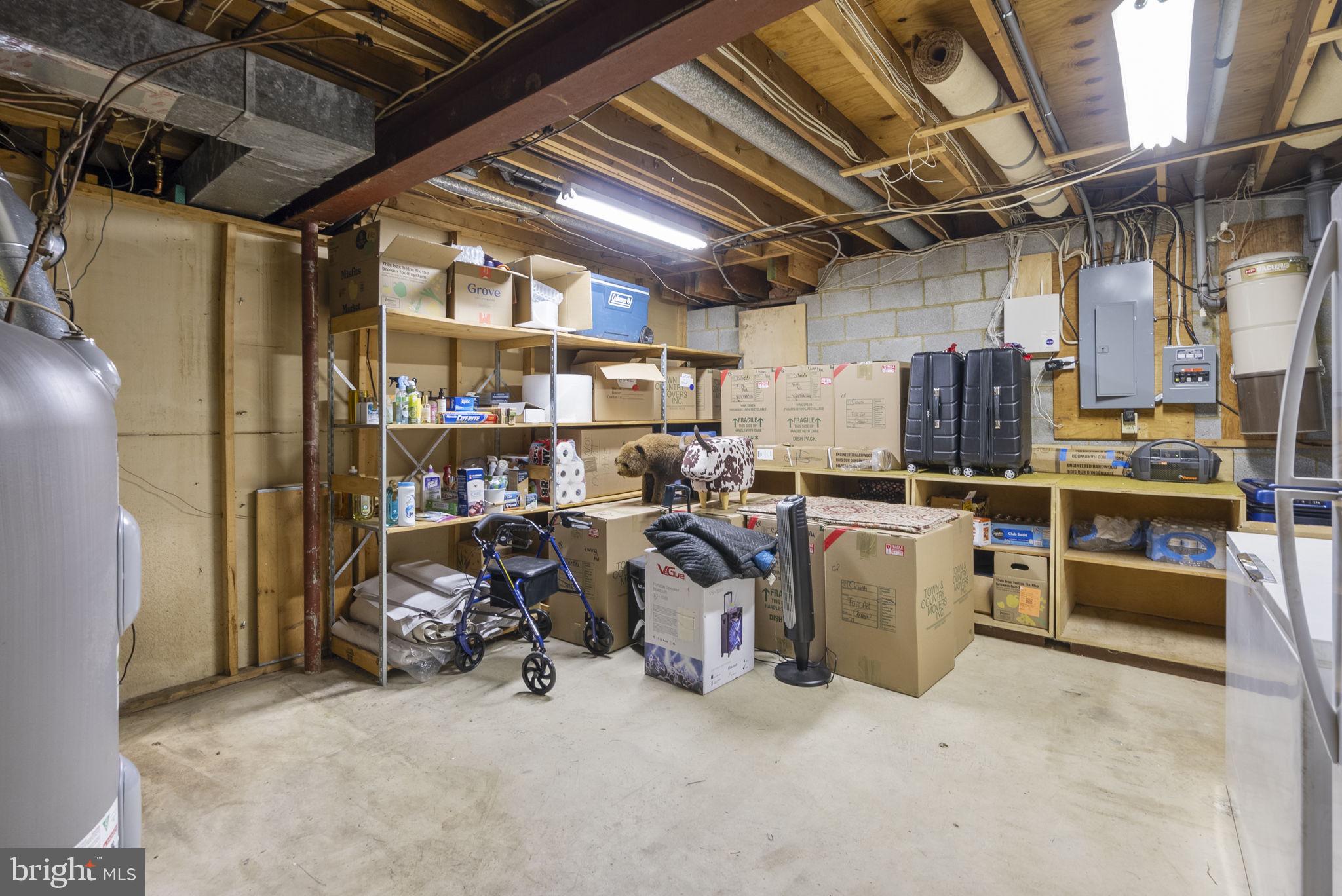 16424 Montecrest Lane Gaithersburg, MD 20878 - Photo 50 of 91 Storage and Utility Room