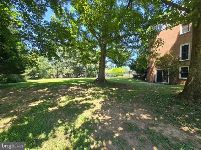 $910,000 | 16424 Montecrest Lane, Gaithersburg, MD 20878