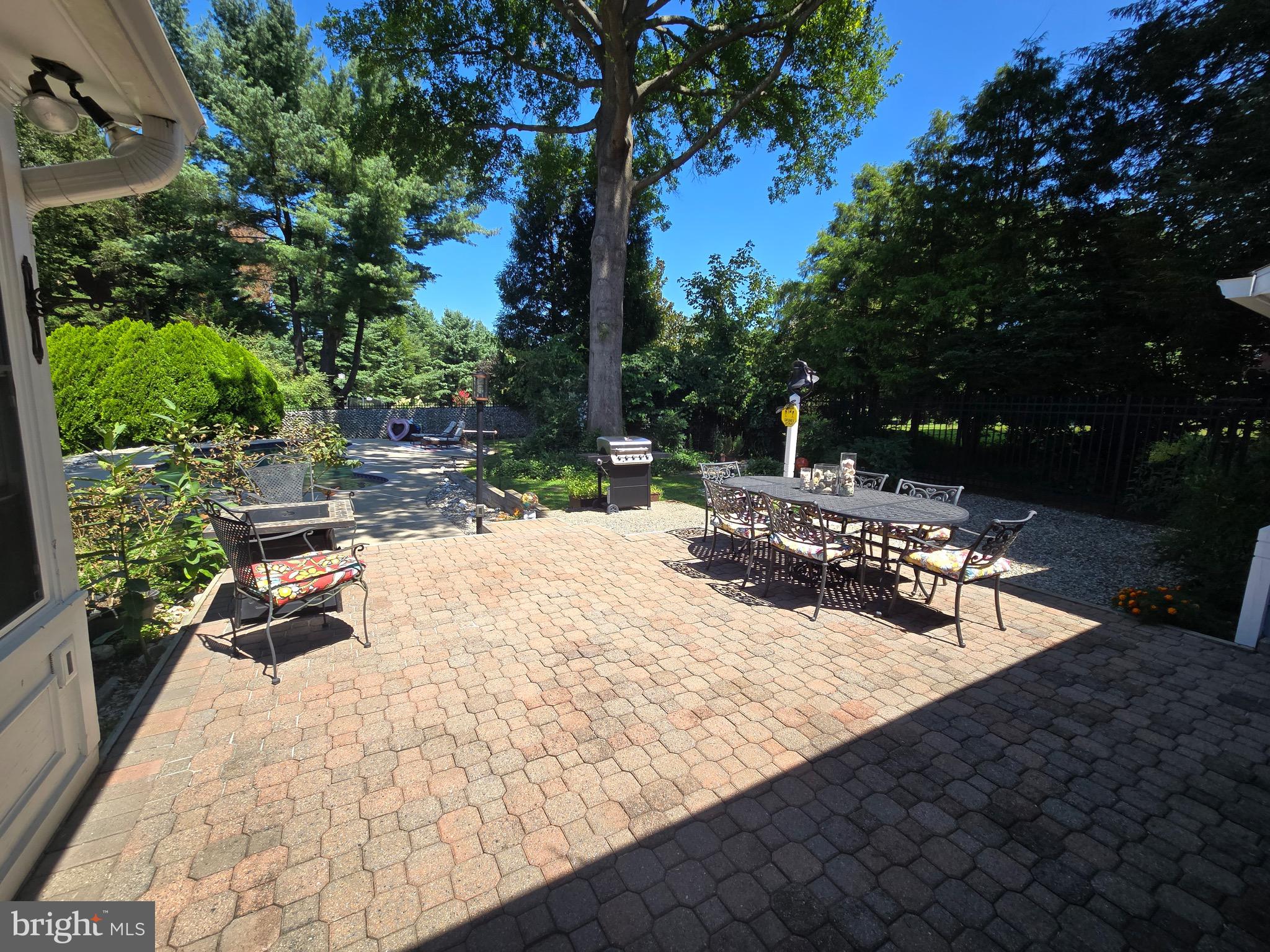 16424 Montecrest Lane Gaithersburg, MD 20878 - Photo 83 of 91 Patio