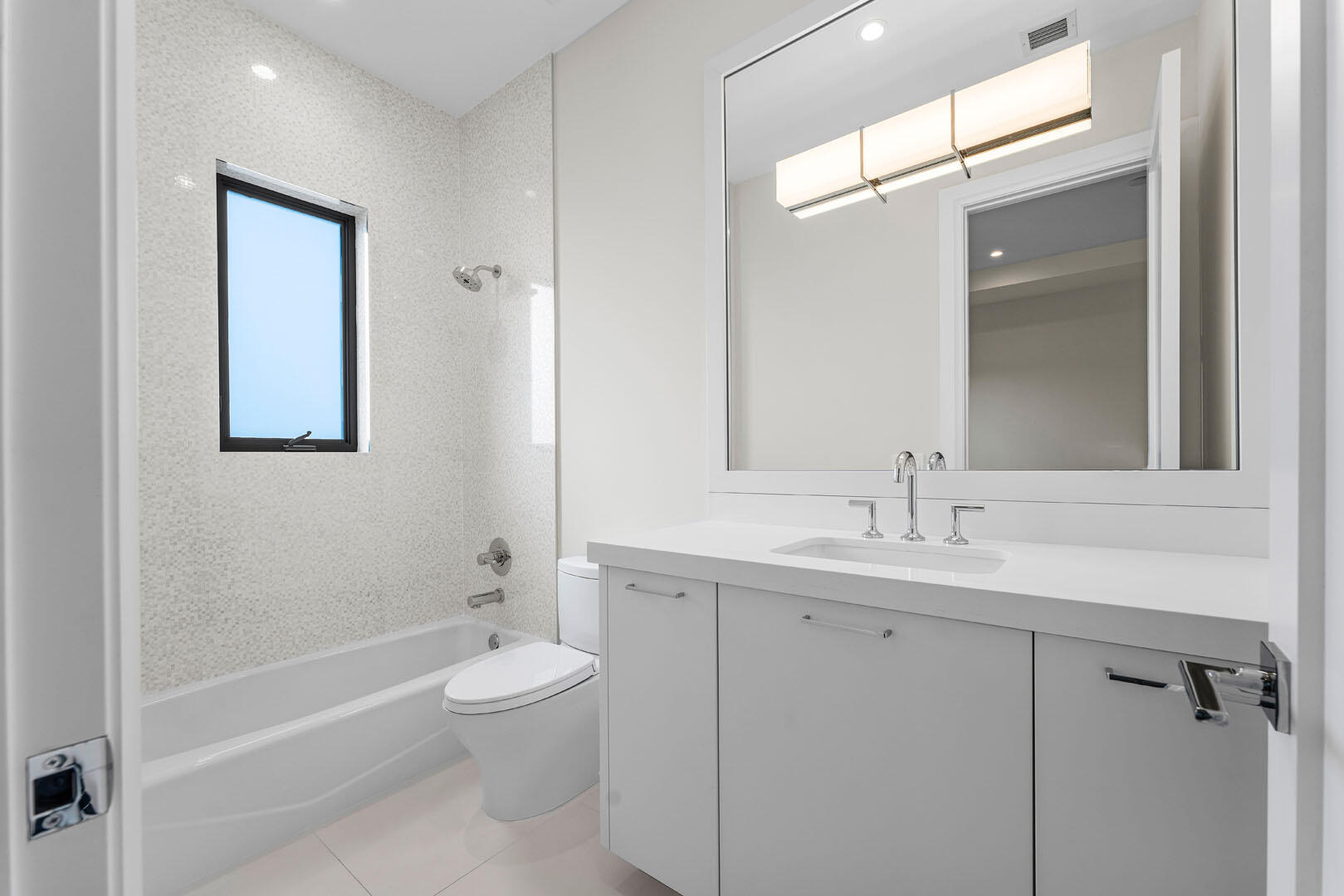 2352 Acorn Palm Road Boca Raton, FL 33432 - Photo 59 of 73 2352_Acorn_Palm_Road_57