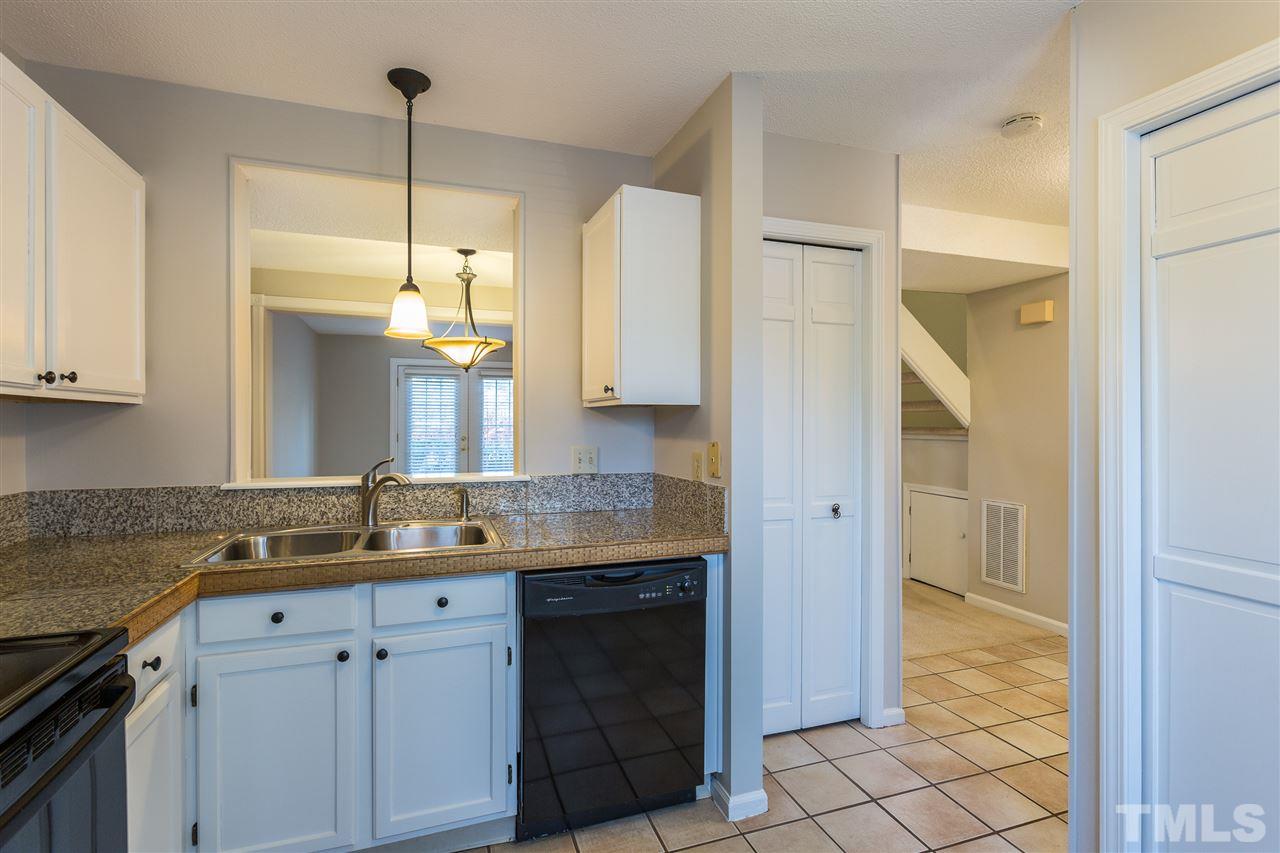 4637 Pine Trace Drive Raleigh, NC 27613 - Photo 5 of 28 Gallery Image 5