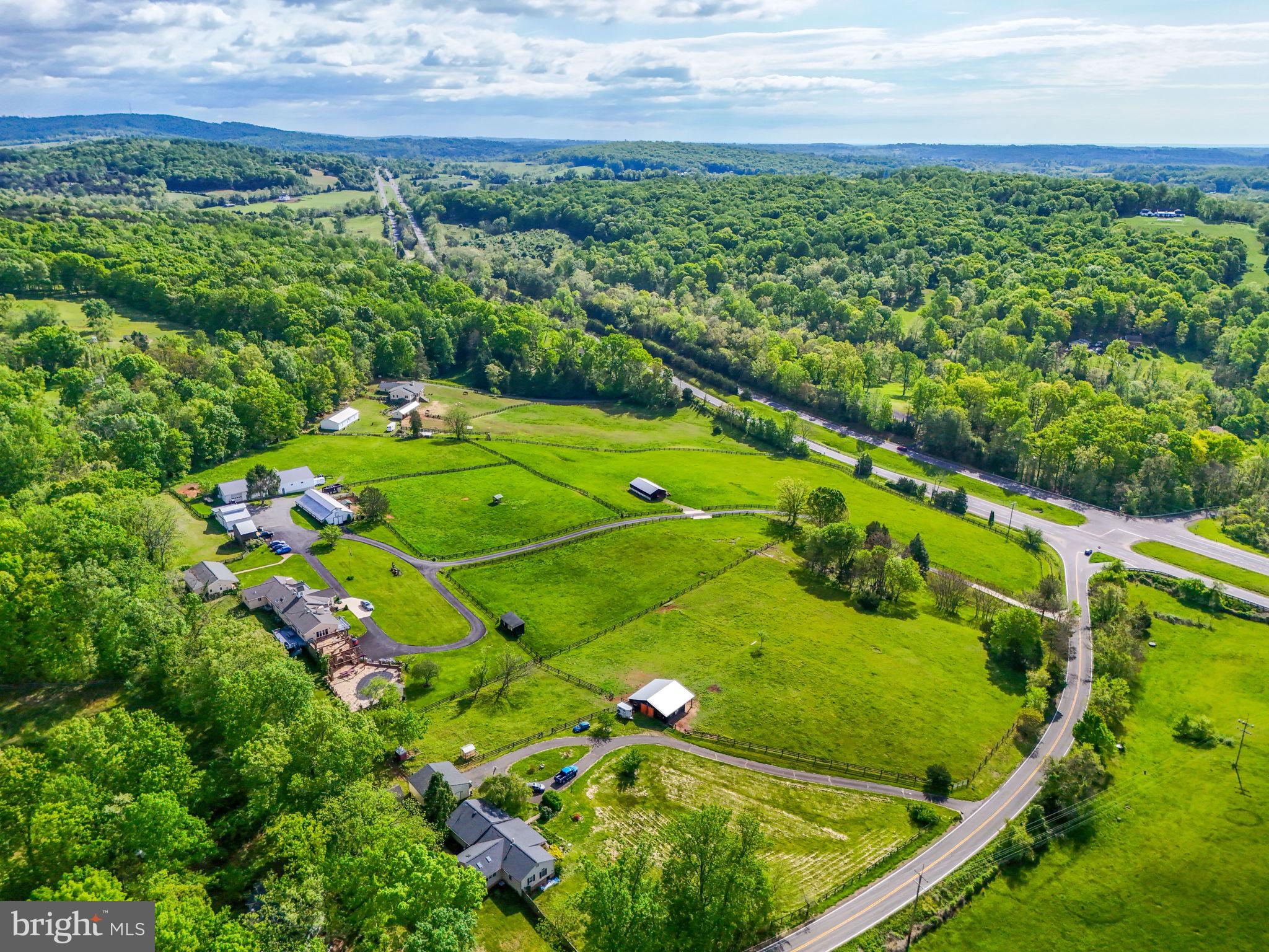 8511 Leeds Manor Road Warrenton, VA 20186 - Photo 35 of 36 a view of a tennis ground