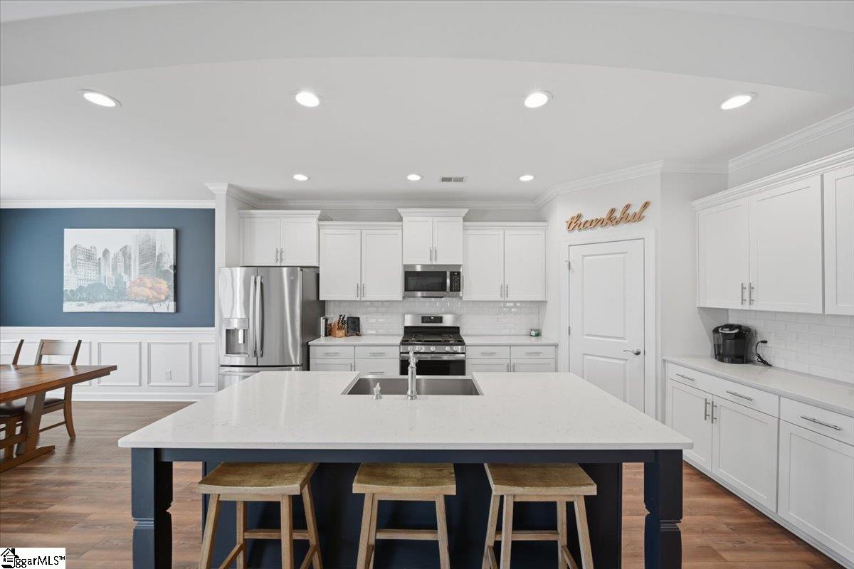 608 Betony Way Greenville, SC 29607 - Photo 2 of 46