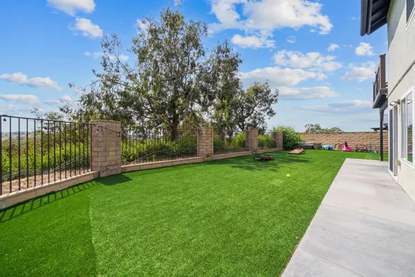 $1,049,999 | 1186 De Anza Court, Chula Vista, CA 91910