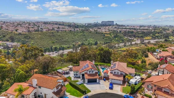 $1,049,999 | 1186 De Anza Court, Chula Vista, CA 91910