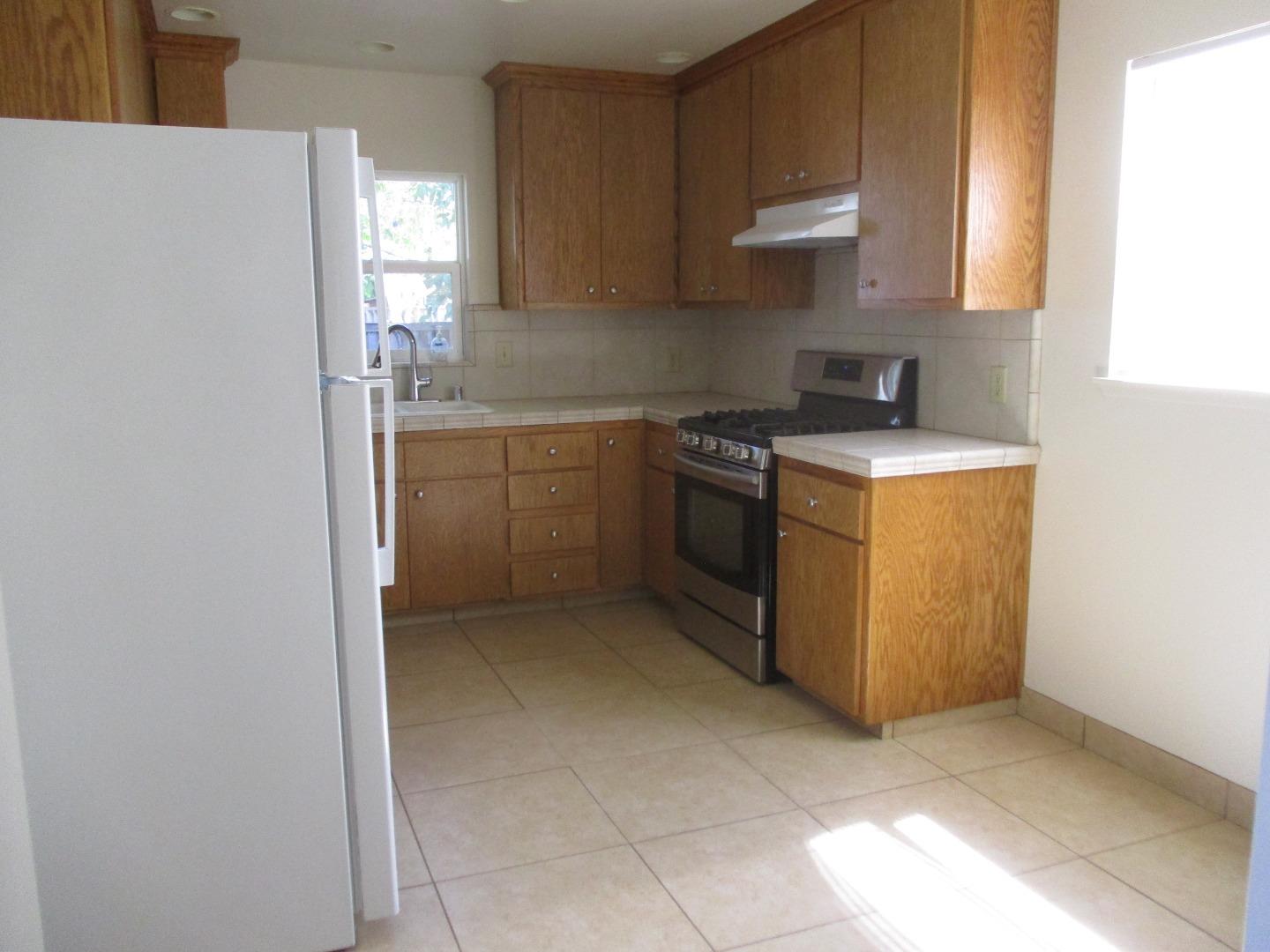 8495 Murray Avenue Gilroy, CA 95020 - Photo 7 of 26