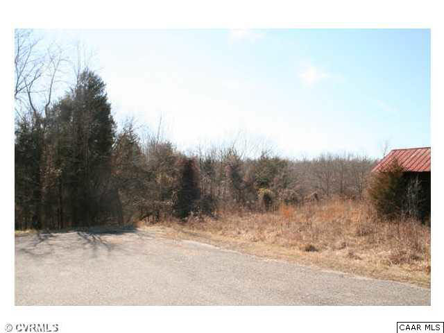 Welcome to the 15.7 Acres on Sawmill Road.