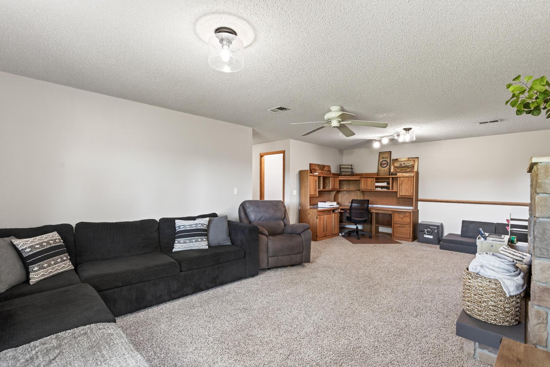 600 River Road West Delano, MN 55328 - Photo 21 of 30