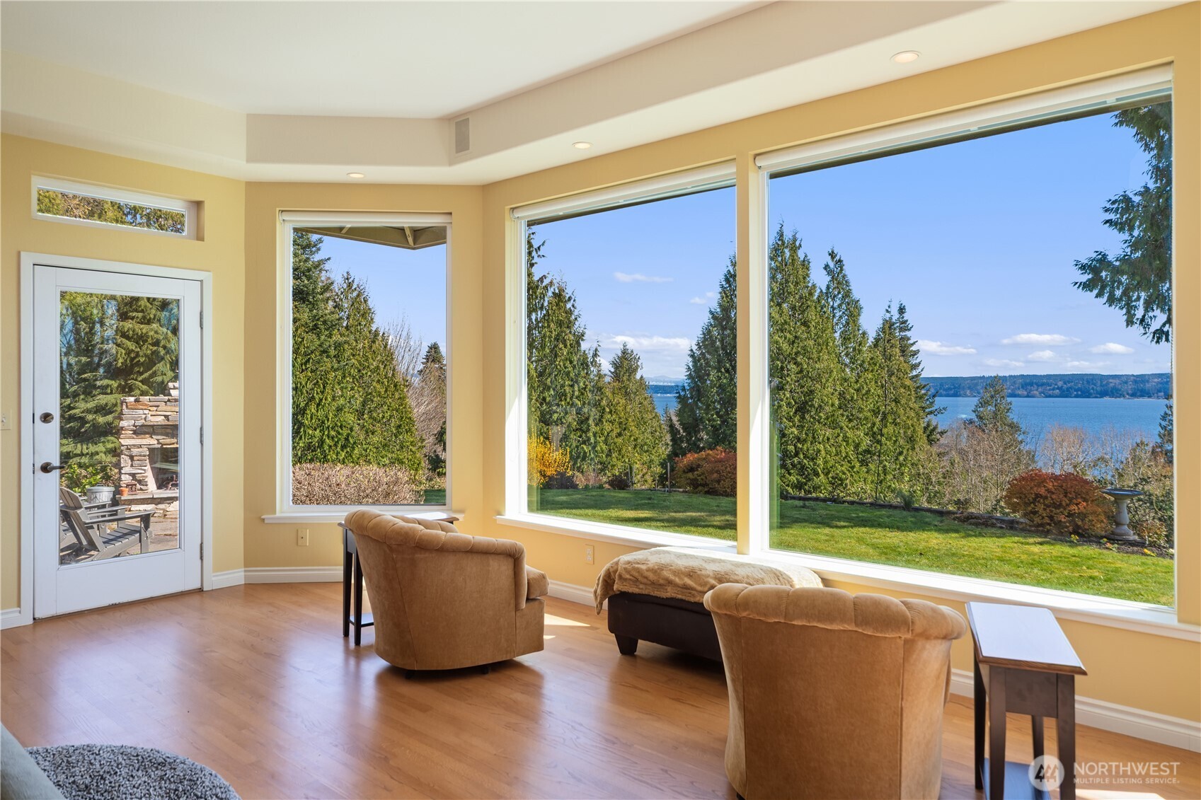 154 Maxview Drive Port Ludlow, WA 98365 - Photo 6 of 39