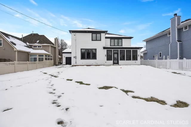 $1,395,000 | 65 South Glenview Avenue, Lombard, IL 60148