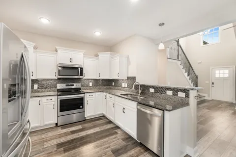 $399,900 | 518 Latham Court, Clarksville, TN 37043