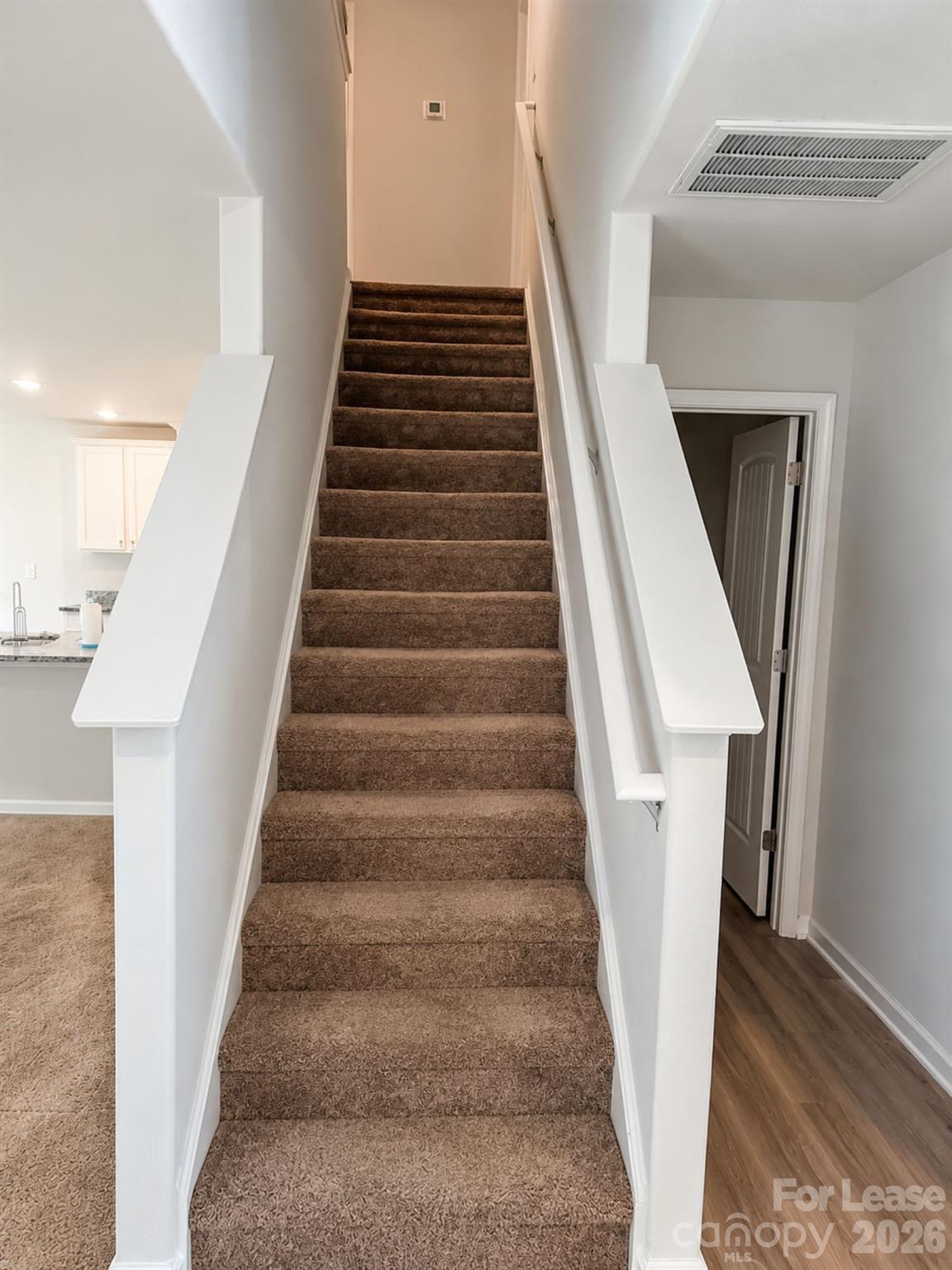 1337 Nia Road Charlotte, NC 28215 - Photo 5 of 26