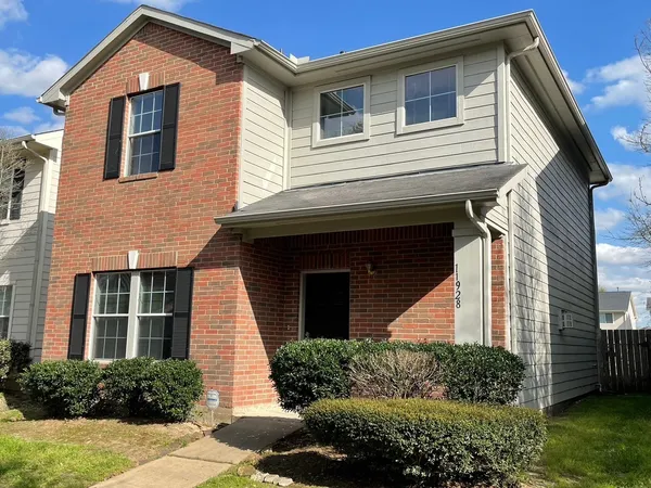 $1,900 | 11928 Prior Park Drive, Houston, TX 77047
