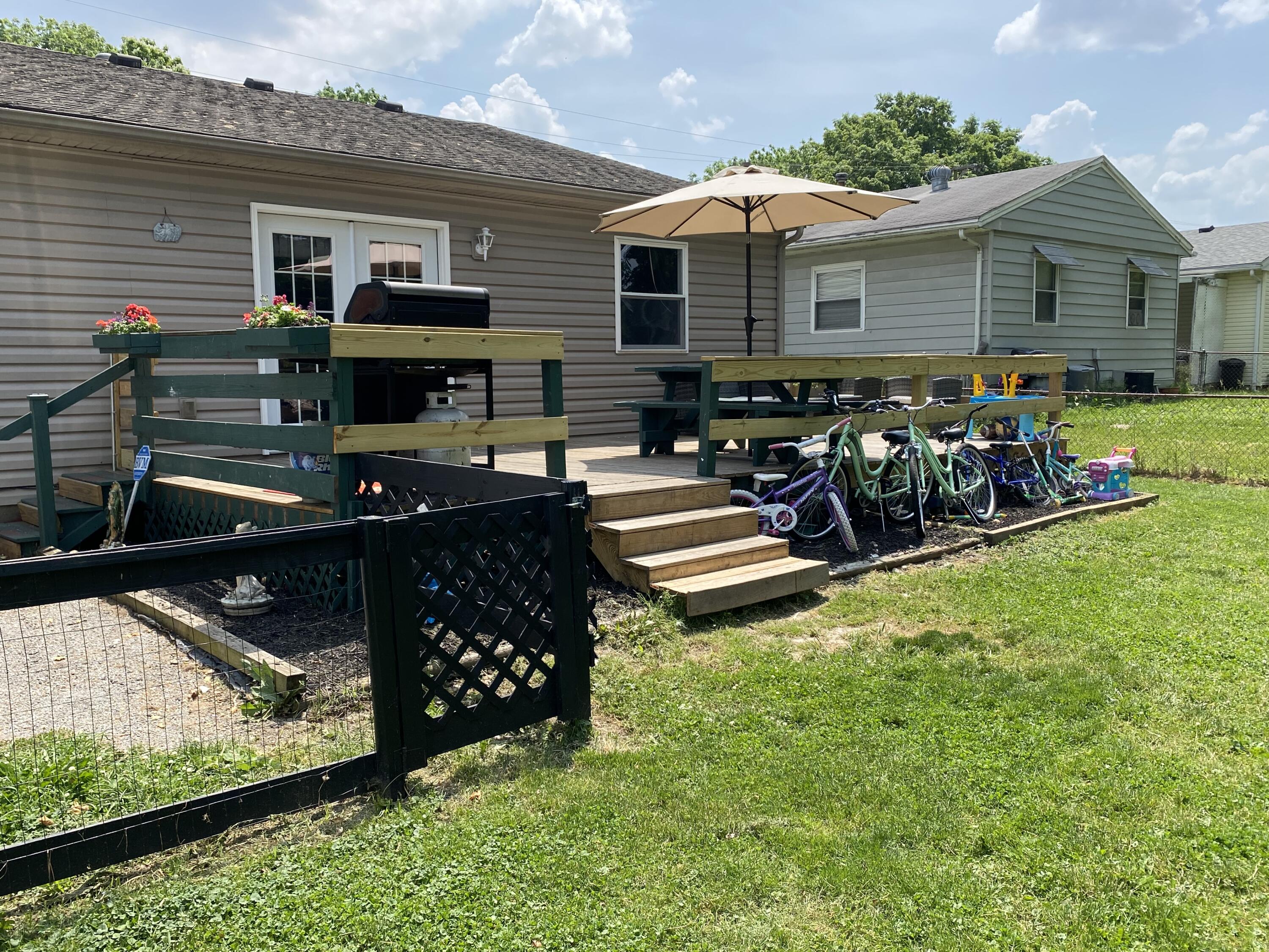103 4th Springfield, OH 45502 - Photo 5 of 37