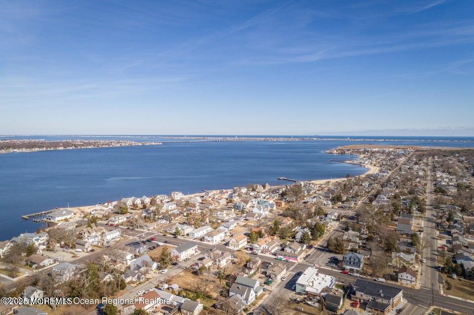 553 Ocean Gate Drive Ocean Gate, NJ 08740 - Photo 22 of 25 a view of lake and ocean