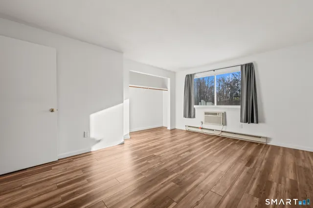 $189,900 | 16 Seymour Road, Unit 17D, East Granby, CT 06026