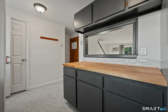 $189,900 | 16 Seymour Road, Unit 17D, East Granby, CT 06026