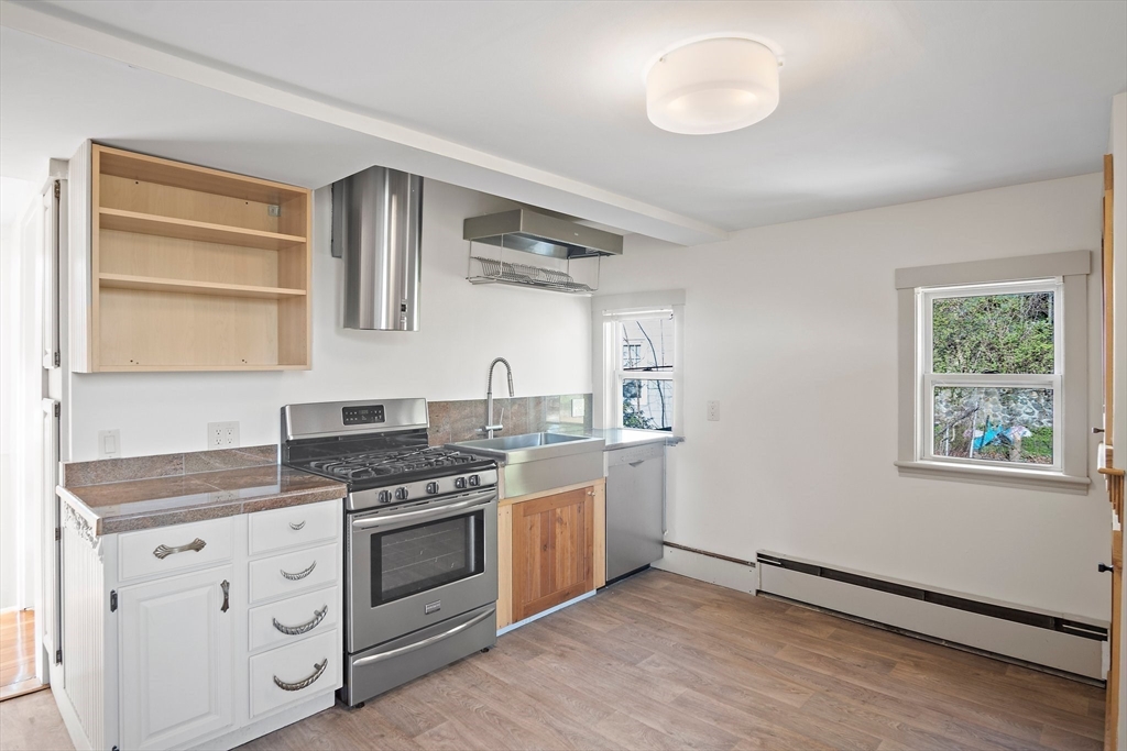 83 Marvin Road, Unit 3 Melrose, MA 02176 - Photo 10 of 22