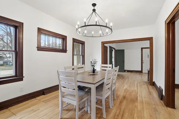 $149,900 | 16 East Cleveland Avenue, Muskegon, MI 49444
