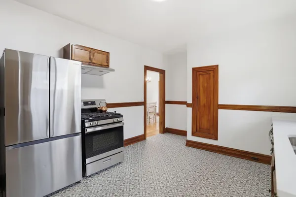 $149,900 | 16 East Cleveland Avenue, Muskegon, MI 49444