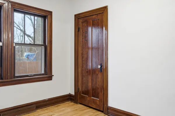 $149,900 | 16 East Cleveland Avenue, Muskegon, MI 49444
