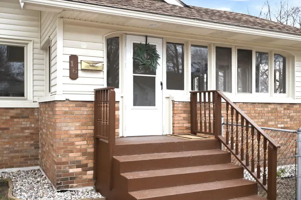 $149,900 | 16 East Cleveland Avenue, Muskegon, MI 49444