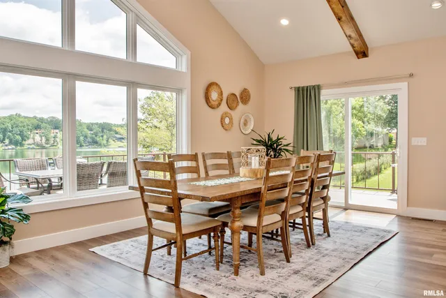 $1,100,000 | 478 Greenfield Court, Dahinda, IL 61428