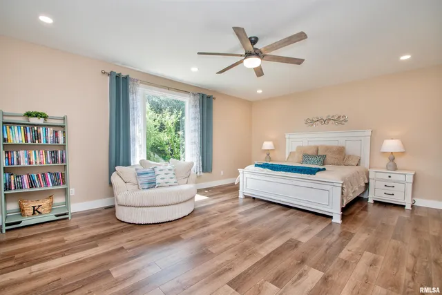 $1,100,000 | 478 Greenfield Court, Dahinda, IL 61428