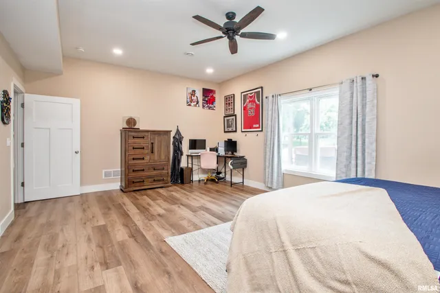 $1,100,000 | 478 Greenfield Court, Dahinda, IL 61428