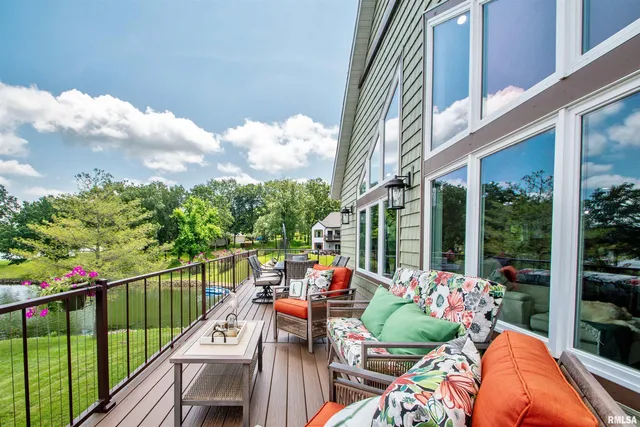 $1,100,000 | 478 Greenfield Court, Dahinda, IL 61428