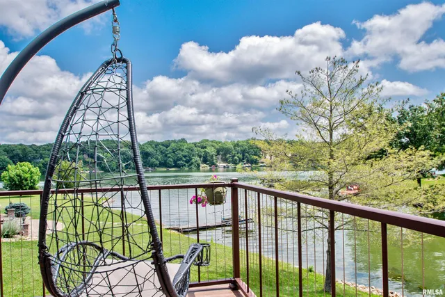 $1,100,000 | 478 Greenfield Court, Dahinda, IL 61428