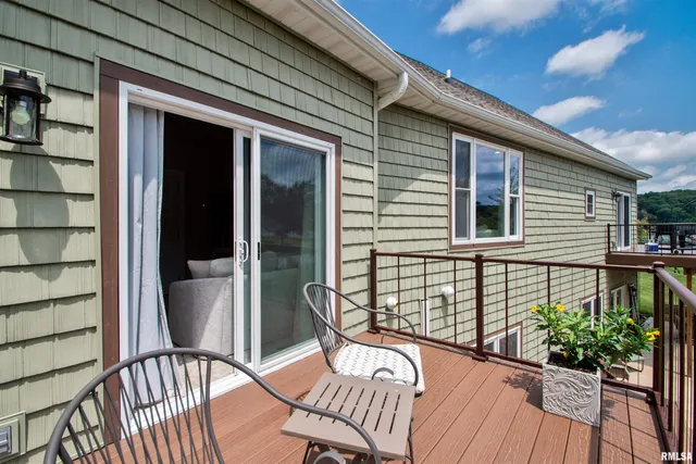 $1,100,000 | 478 Greenfield Court, Dahinda, IL 61428