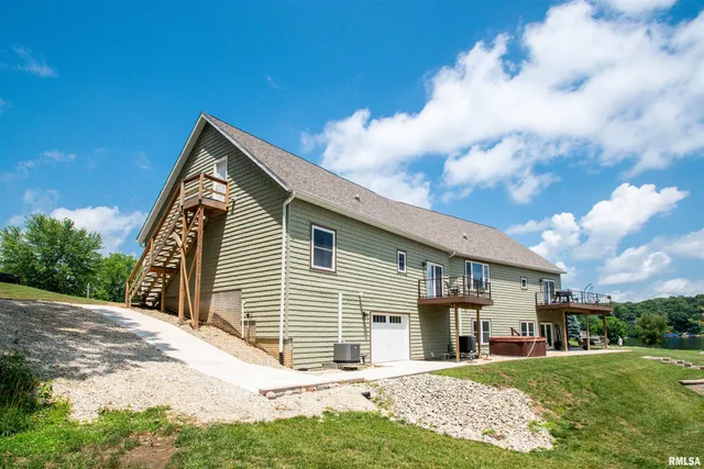 $1,100,000 | 478 Greenfield Court, Dahinda, IL 61428