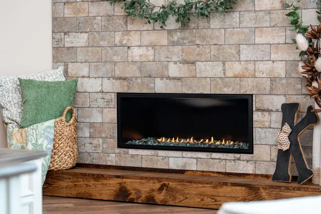 $1,100,000 | 478 Greenfield Court, Dahinda, IL 61428