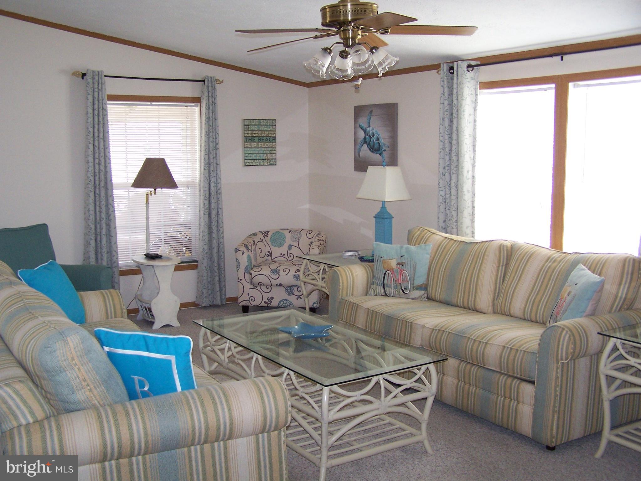 120 Clamshell Road Ocean City, MD 21842 - Photo 12 of 47 Living Room