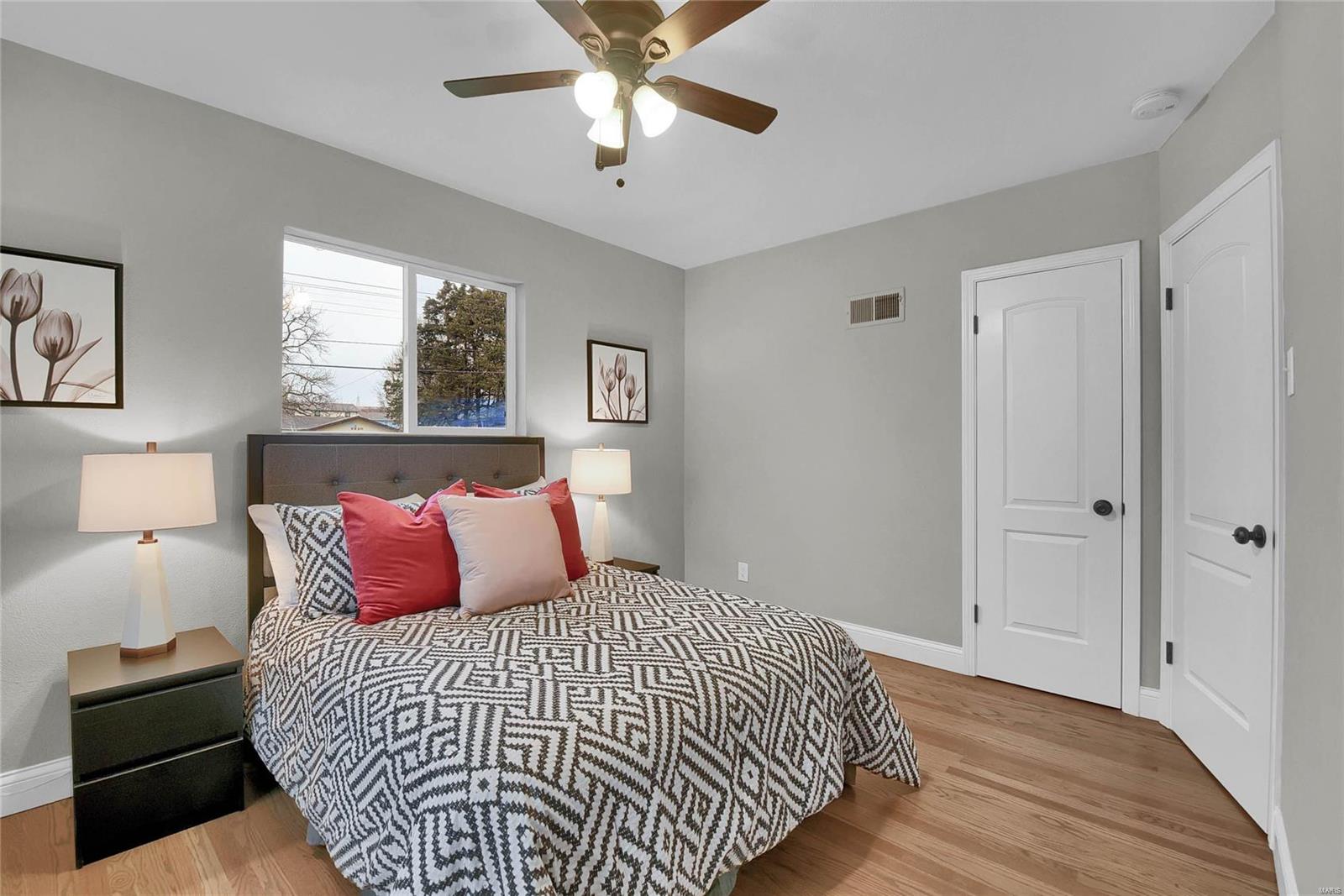 6801 Weber Road St. Louis, MO 63123 - Photo 11 of 28 Gallery Image 11
