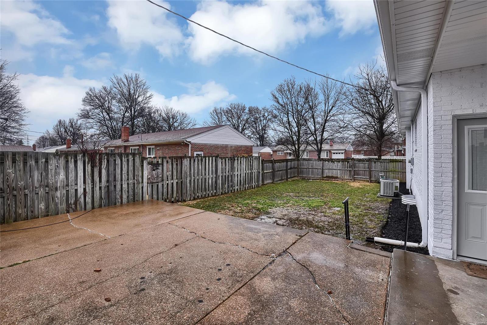6801 Weber Road St. Louis, MO 63123 - Photo 27 of 28 Gallery Image 27