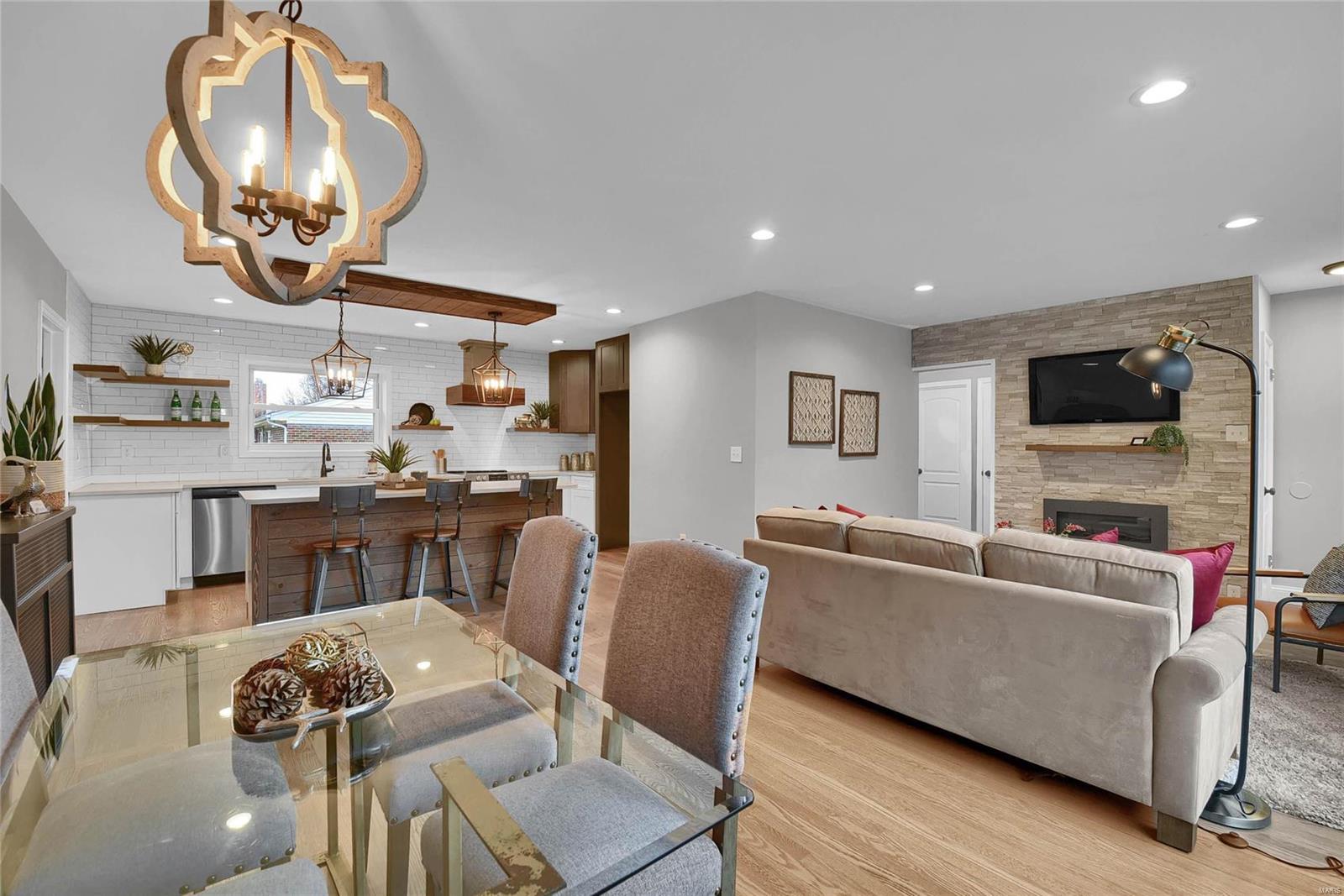 6801 Weber Road St. Louis, MO 63123 - Photo 6 of 28 Gallery Image 6