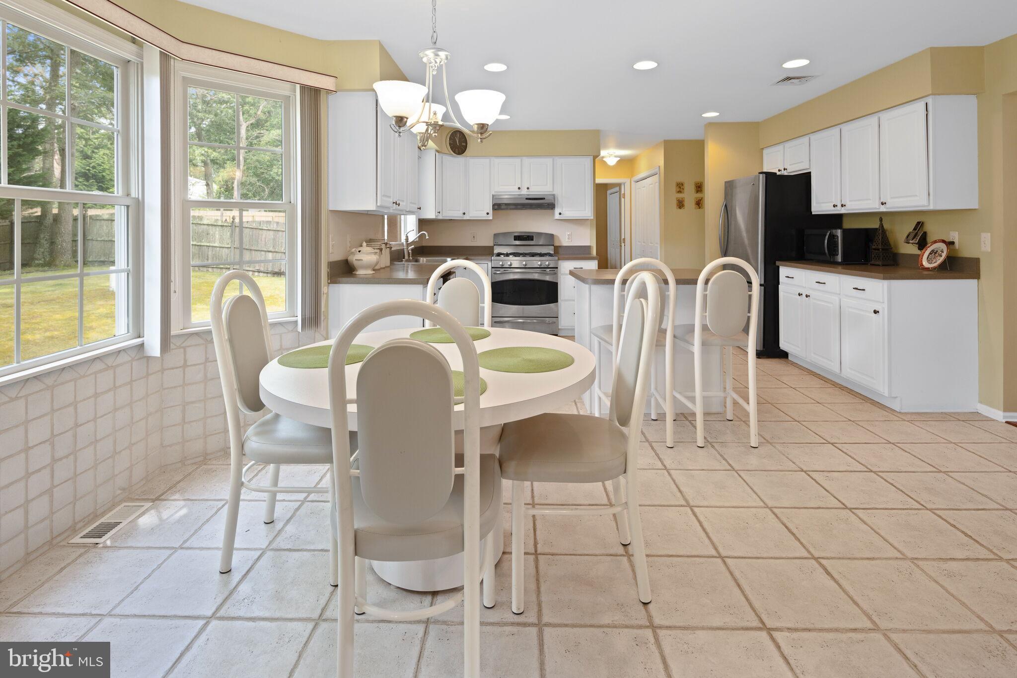 219 Compass Road Manahawkin, NJ 08050 - Photo 17 of 64