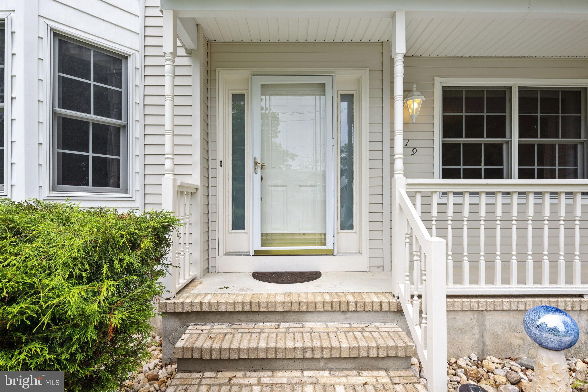219 Compass Road Manahawkin, NJ 08050 - Photo 5 of 64