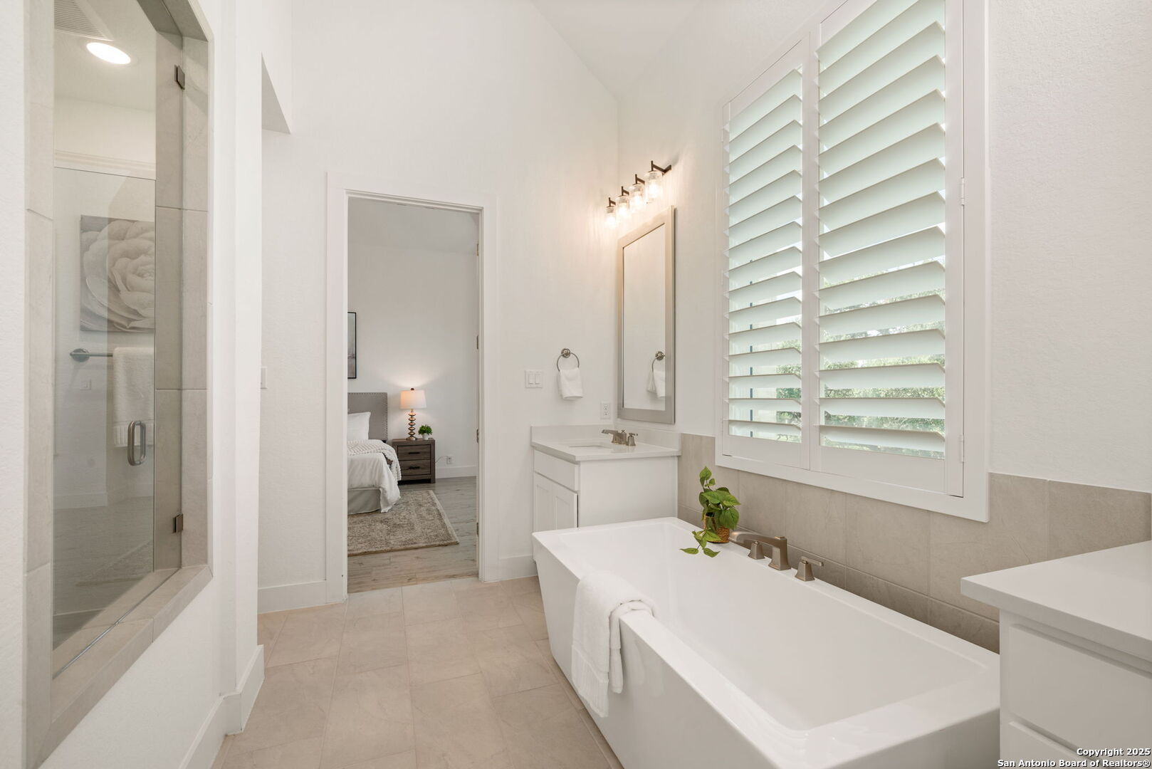 220 Corazon Boerne, TX 78006 - Photo 21 of 50 a spacious bathroom with a bathtub sink and toilet