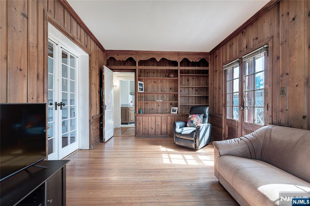 28 Godfrey Road Montclair, NJ 07043 - Photo 8 of 17