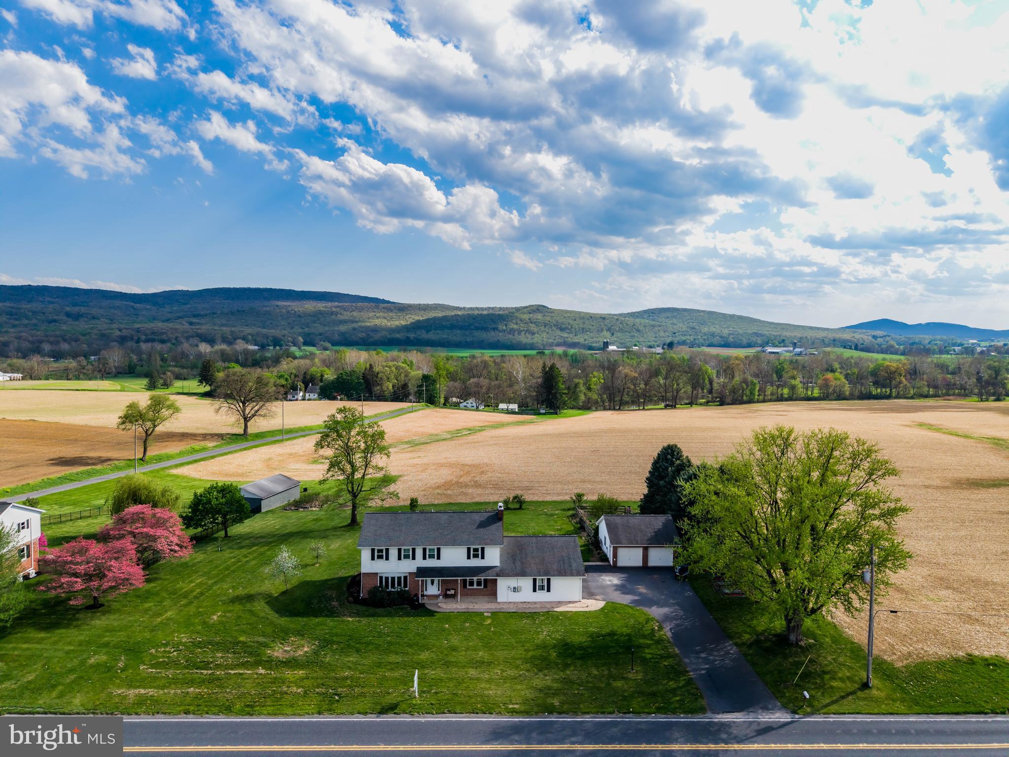 1393 Lutztown Road Boiling Springs, PA 17007 - Photo 3 of 5