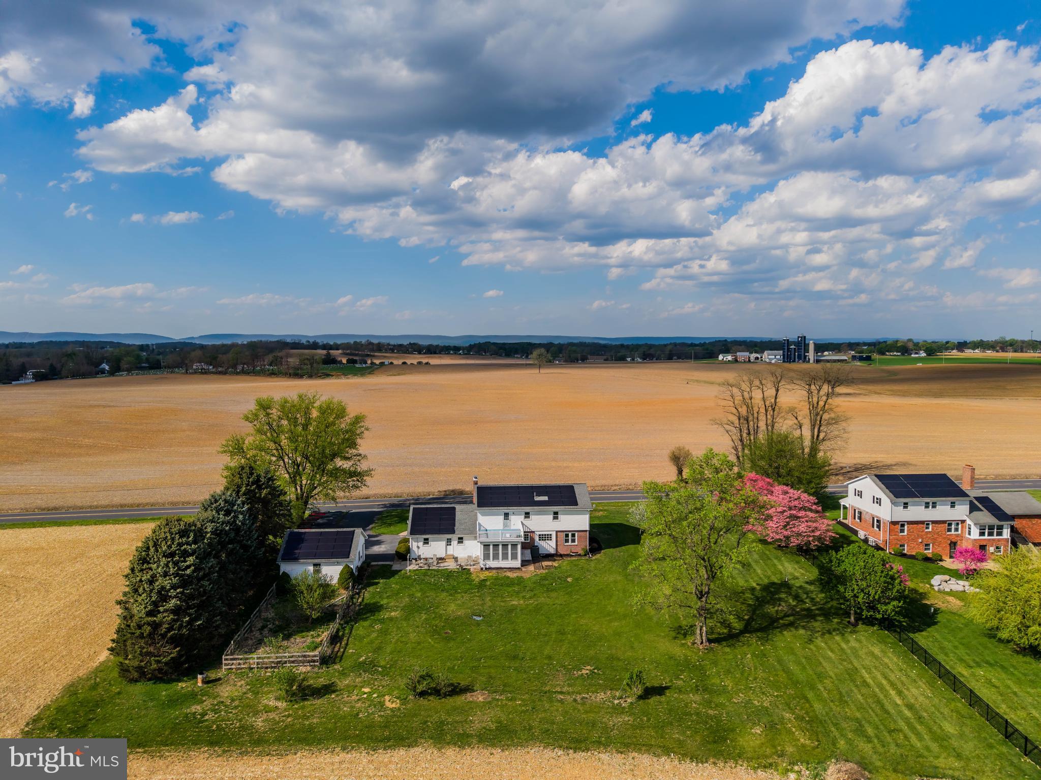 1393 Lutztown Road Boiling Springs, PA 17007 - Photo 4 of 5