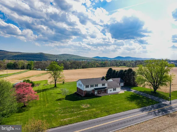 $545,000 | 1393 Lutztown Road, Boiling Springs, PA 17007